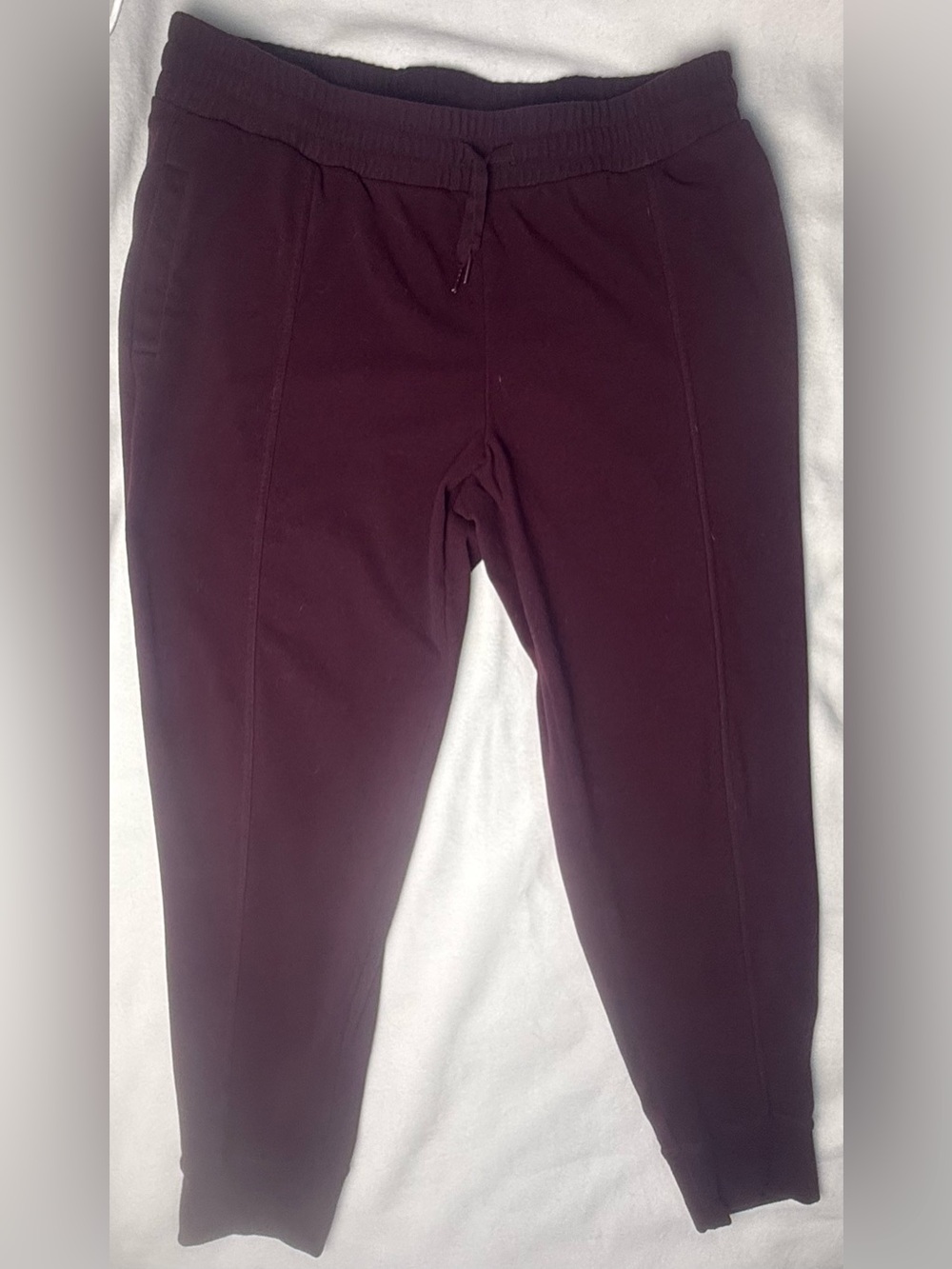 Mondetta Women’s Burgundy Pull-On Jogger Pants